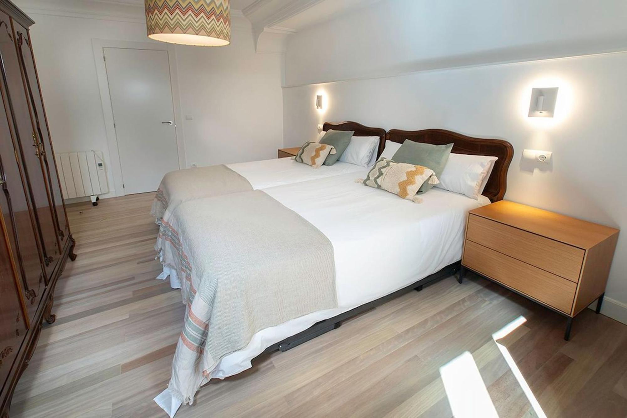Earra - Goxo - Centro, 450M Playa Apartment Zarautz Bagian luar foto