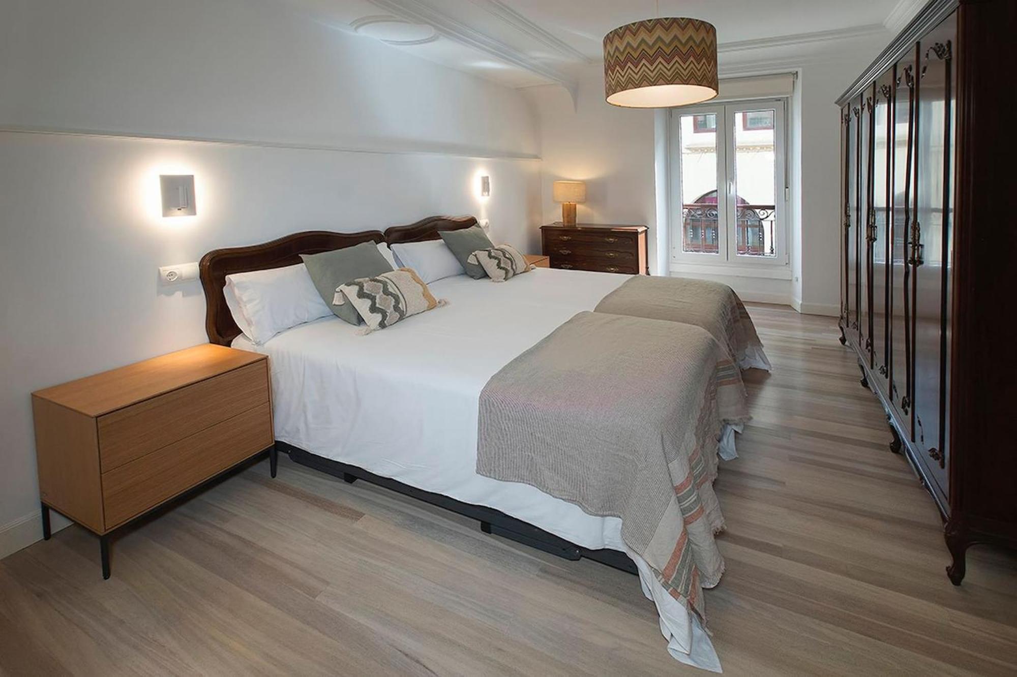 Earra - Goxo - Centro, 450M Playa Apartment Zarautz Bagian luar foto
